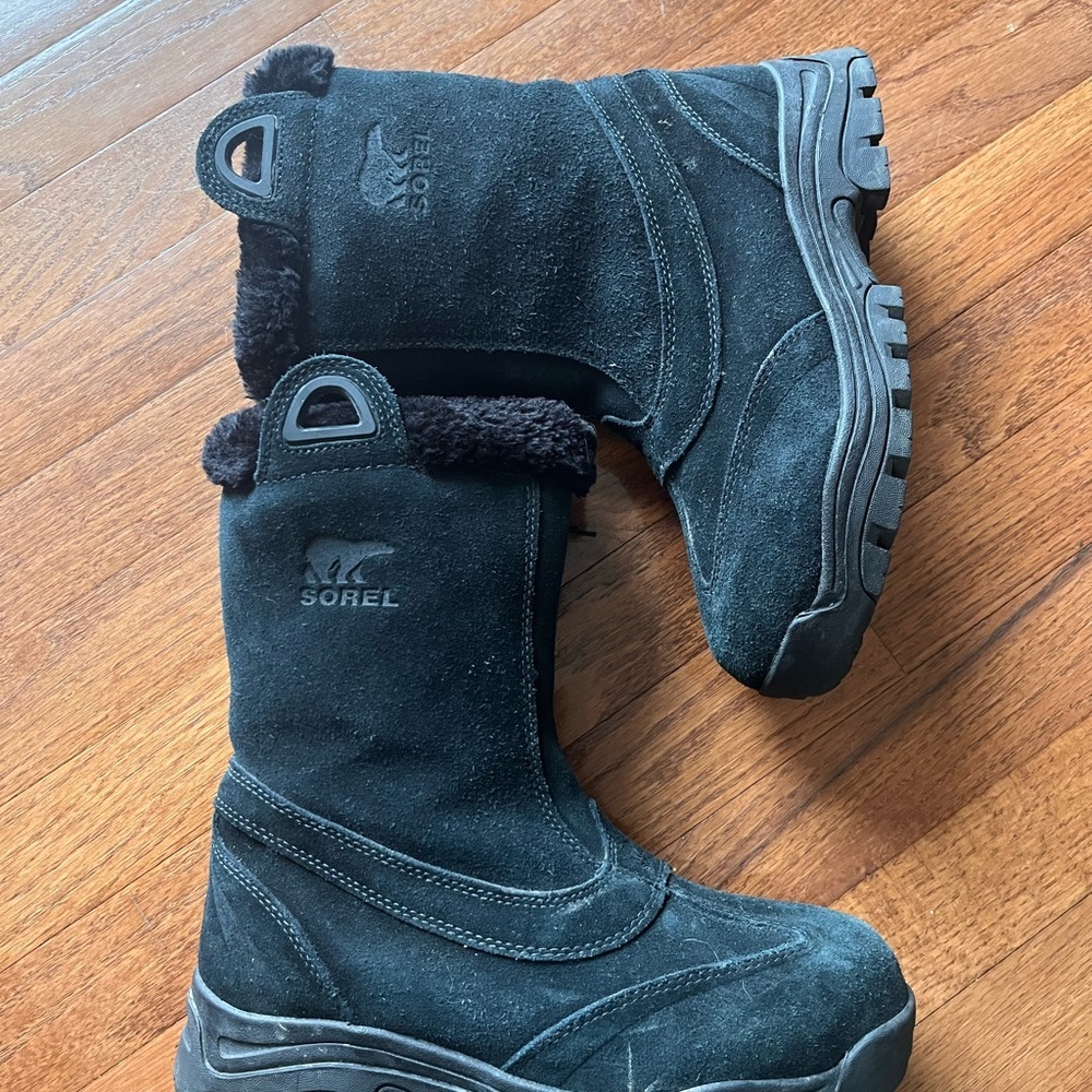 Sorel Waterfall Slip 2 Black Suede Fleece Lined Winter  Boots Women's sz 8